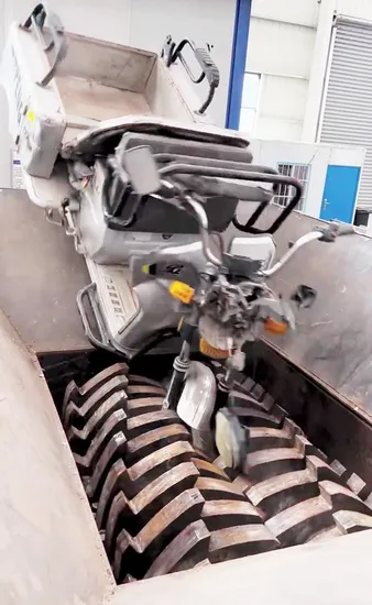 Double Shaft Scrap Copper Wire Recycling Electrical Copper Cable Iron Steel Metal Cans Shredder